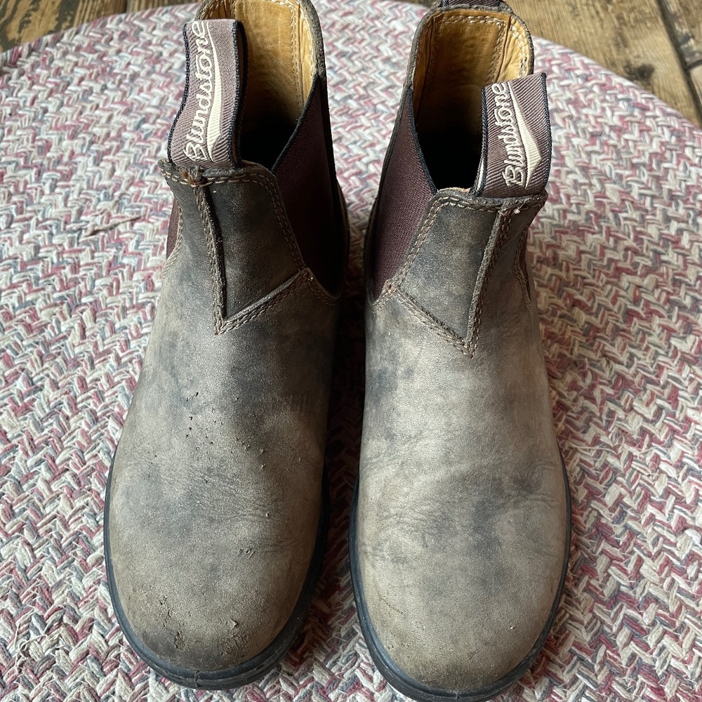 Brown Blundstone